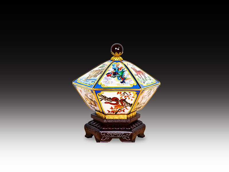 《灵韵乾坤》宝盒