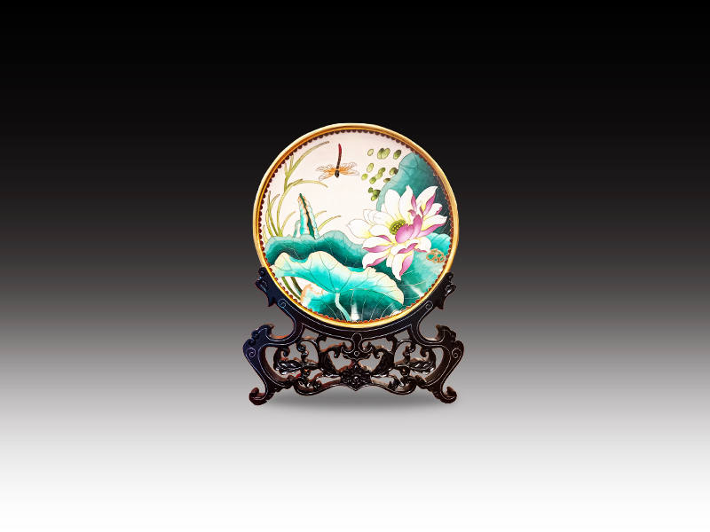 《荷香蜓舞》赏盘